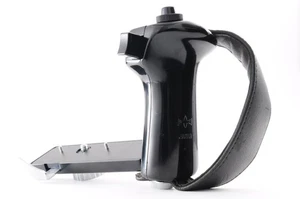 *NEAR MINT* Mamiya Left Hand Grip For M645 C330 C220 RZ67 RB67 Pro S SD From JPN - Picture 1 of 9