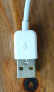 Apple A1243 Wired Aluminium Keyboard (UK) - Zdjęcie 1 z 16