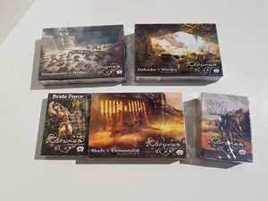 Lot de cartes CORUNEA - 3 Starter + 1 extra pack + 1 adventure pack - FR (Neufs) - Imagen 1 de 7