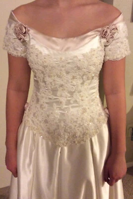 Mon Cheri Wedding Gown 4 Floor Length, Ivory  - Image 1 of 4