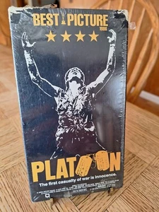 Platoon New Sealed VHS 1988 Vestron Video Johnny Depp Charlie Sheen Willem Dafoe - Picture 1 of 6