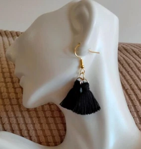 Quaste Ohrring - Bild 1 von 1