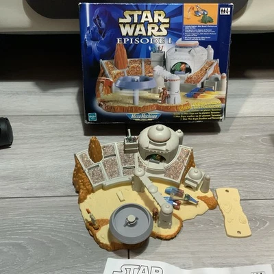 Jogo de ação Star Wars Galoob Micro Machines Podrace Arena - Imagem 1 de 4