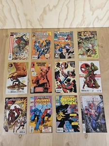 Lote mixto de 12 cómics de Spider-Man - Imagen 1 de 14