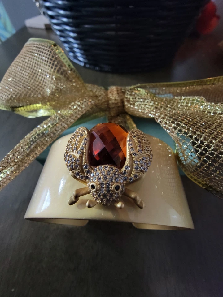 Brazalete Park Lane Queen Bee Cuff Oro Mate, Reg. $200, NUEVO Foto 1 de 4