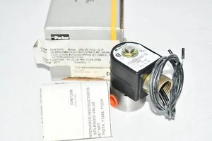NEW Parker 71215SN2MN00N0C111B2 2-Way NC, 1/4'' NPT Solenoid Valve  - Picture 1 of 5
