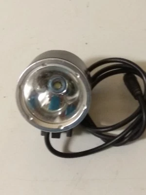 Foco de 1600 lumens XML T6 - Bild 1 von 4