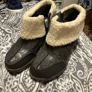 JBU Adventure On “Spain” Dk Grey Zip Faux Fur Booties Boots Womens Size 8M