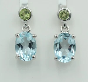 Classy 2,6 Carat Blue Topaz Peridot Studs Earrings 925 Silver Earrings - Picture 1 of 12