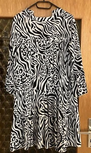 Kleid Tunika von “Sarah Santos” schwarz-weiß Gr.38 ( One Size) MADE IN ITALY - Bild 1 von 8