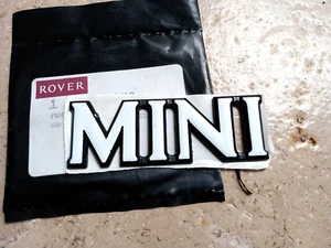 DISTINTIVO STIVALE CLASSICO MINI COOPER ORIGINALE ROVER LAVORO ITALIANO NOS 1.3 RARO SPI S 1275 - Foto 1 di 1