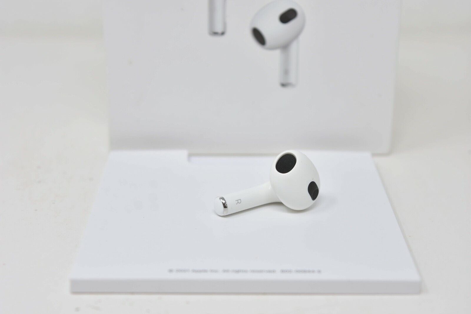 Apple Airpods 3rd Generation: (RIGHT SIDE ONLY) for 