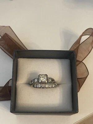 Vintage Style Bridal Ring Set 2.3Ct Round Cut Lab Created Diamond 10k White Gold - Image 1 of 4