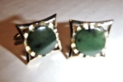 Elegante Gemelos Vintage Tono Dorado Metal Inserto con Piedra Cuarzo Verde Oscuro Foto 1 de 4
