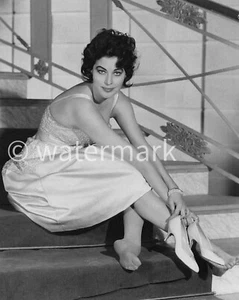 Rare Vintage Ava Gardner Pin-Up 8x10 Photo - Hollywood Glamour - Picture 1 of 1