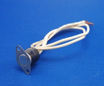 Elmwood/Honeywell Sensors - L115 3100-35-1 – 74/50 - BiMetal Thermal Cutout 115F - Image 1 of 4