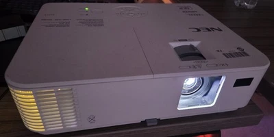 NEC NP-M322X DLP Projector 3200 ANSI Home Theater 3D HDMI 1080p - Image 1 of 4