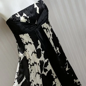 Monsoon UK 100% Silk Elegant Strapless Dress UK Sizing 10 EUR 38 US 6 - Picture 1 of 9