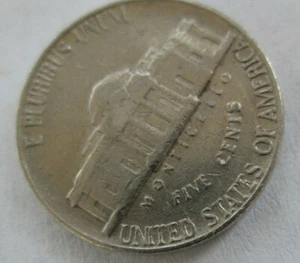 Jefferson 1983-P, error de grieta de troquel inverso, circulado, en muy buen estado, desgaste pesado - Imagen 1 de 2