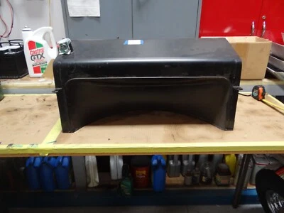 Tanque de combustible de acero C8352 para Jaguar XK-140, XK-150 Foto 1 de 4