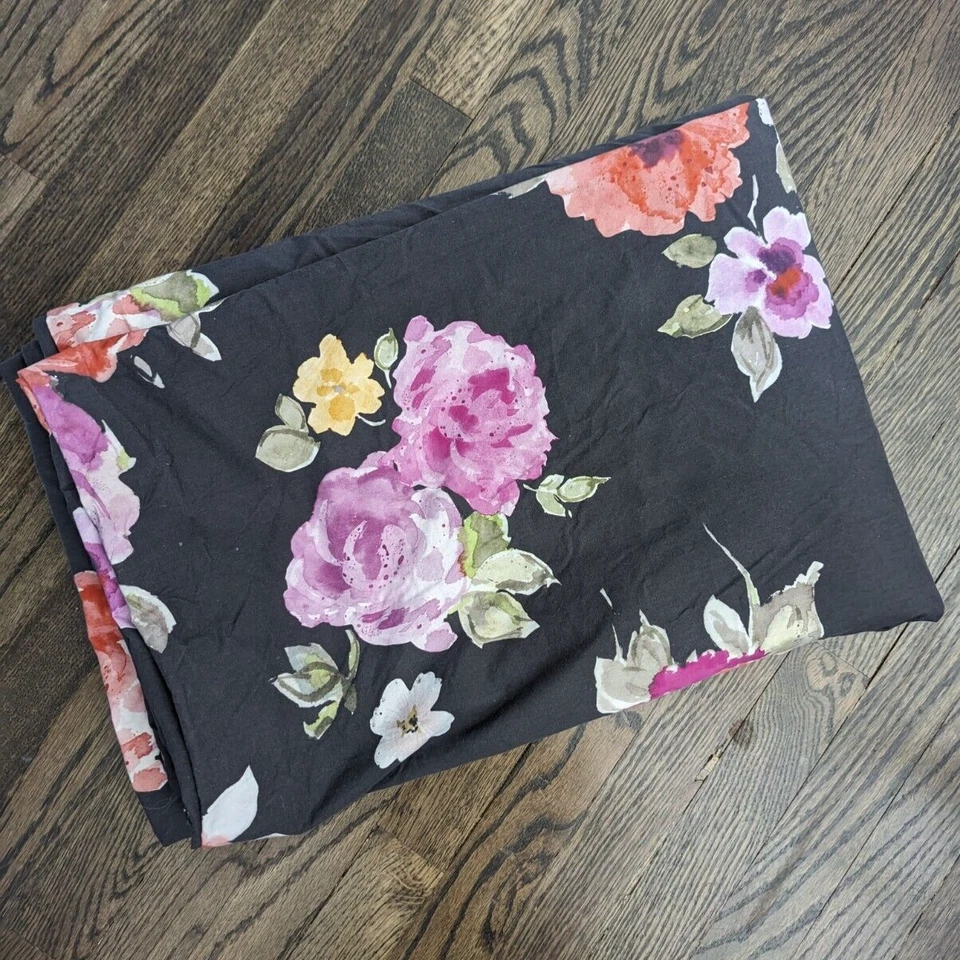 Funda nórdica Pottery Barn Teen Full Queen floral negra rosa púrpura botones de algodón Foto 1 de 4