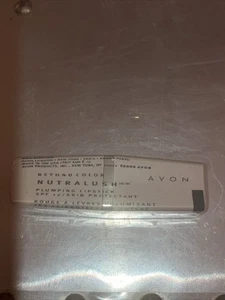 Vintage New NOS Avon Beyond color Nutralush Plumping lipstick - Vibrant rose - Picture 1 of 2