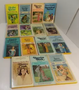Vintage Signet Paperback Books - Lot of 15 - ©1970 to 1978 - Foto 1 di 17