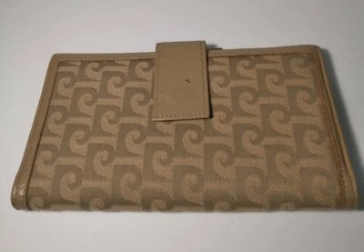 Authentic Vintage Pierre Cardin Women's "Logo" Leather Beige Check Book Holder  - Image 1 of 4