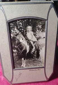 Vintage c. 1942 Photo of Beautiful Child Pinto Pony Traveling Photographer FS - Picture 1 of 5