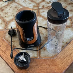 BREVILLE BLEND ROSE GOLD SMOOTHIE MAKER LITTLE USED - Picture 1 of 2