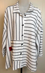 Camisa Top Ali Miles Talla XL Botones Palanca Artística Usable Arte Arrugado Negro/Blanco - Imagen 1 de 9