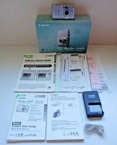 CANON PowerShot ELPH SD450 IXUS 55 5.0MP Digital Camera - Parts (Screen Damage) - Picture 1 of 17