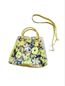 Vintage 70s Clasp Purse Yellow Floral Gold Trim Shoulder Crossbody Bag - Picture 1 of 8