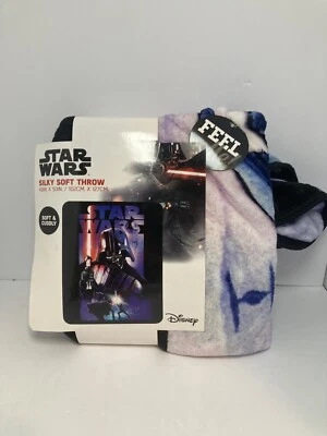 Star Wars Silky Soft Throw 40 pulgadas. X 50 pulgadas. Súper suave y cómodo. Foto 1 de 3