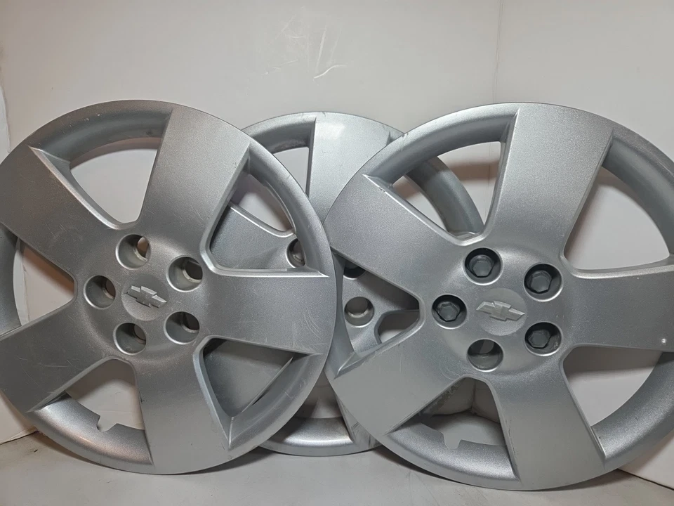 2006- 2011 Chevrolet HHR hubcap 16 inch OEM wheel cover 9596079 - 3 SEE NOTES - Image 1 of 4