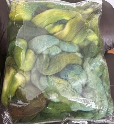 Lot 1.2 LBs Merino Felting Wool Roving Fiber in Shades of Green Tones 540 grams - Image 1 of 4