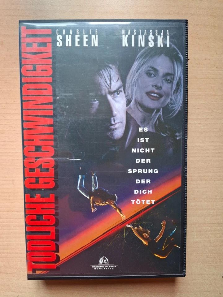 VHS Tödliche Geschwindigkeit mit Charlie Sheen Nastassja Kinski - Bild 1 von 4