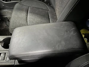 Tapa para consola piso delantero CVT cuero reposabrazos se adapta a 15-19 LEGACY 2417536 - Imagen 1 de 16