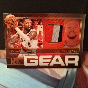 Damian Lillard 2024-25 Panini Silhouette Game Worn /99 Patch 3-Color NBA Gear - Bild 1 von 4