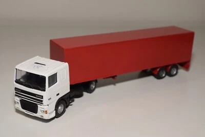 1:50 LION CAR DAF 95XF TRUCK WITH TRAILER WHITE RED EXCELLENT CONDITION REPAINT - Image 1 of 4