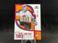 2005-06 ITG SUPER BOX PATRICK ROY PTT-14 PASSING THE TORCH GAME-USED STICK RELIC