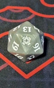 Zendikar Rising Life Counter - Oversized Gray Spindown D20 Dice - MTG Magic - Picture 1 of 1