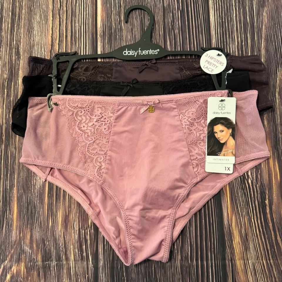 Женские хипстерские трусики Daisy Fuentes большого размера 1X с кружевным акцентом комплект из 3 - Изображение 1 из 4