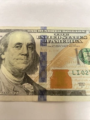 100 Dollar Bill Star Note Series 2009 A - Image 1 of 4