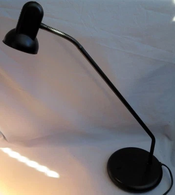 Stabile Schreibtisch-Lampe / Nachttisch-Lampe schwarz - Made in Germany - Bild 1 von 4