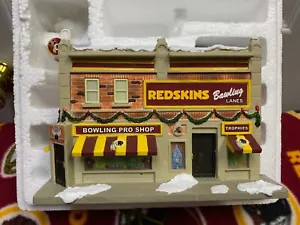 WASHINGTON REDSKINS BOWLINGBAHN HAWTHORNE VILLAGE WEIHNACHTEN STYROPOR - Bild 1 von 5