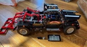 LEGO TECHNIC: 9395 Pick Up Tow Truck Fred’s Garage-Loose-No Box or Manual