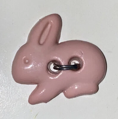 Le Bouton Buttons 3/4” 19mm Pink Rabbit 5267 NOS - Image 1 of 3