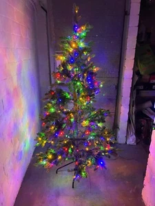 Weihnachtsbaum, Christbaum von HSE ca. 150 cm mit LED Beleuchtung - Bild 1 von 9