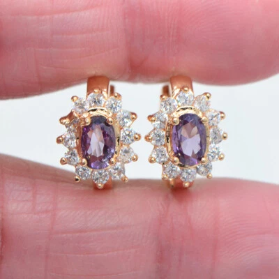 Pendientes Huggie Flor Ovalada Halo Topacio Místico Verde Relleno Oro Amarillo 18K para Mujer Foto 1 de 4